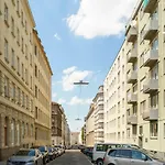 Kriehubergasse by ichbucheAT